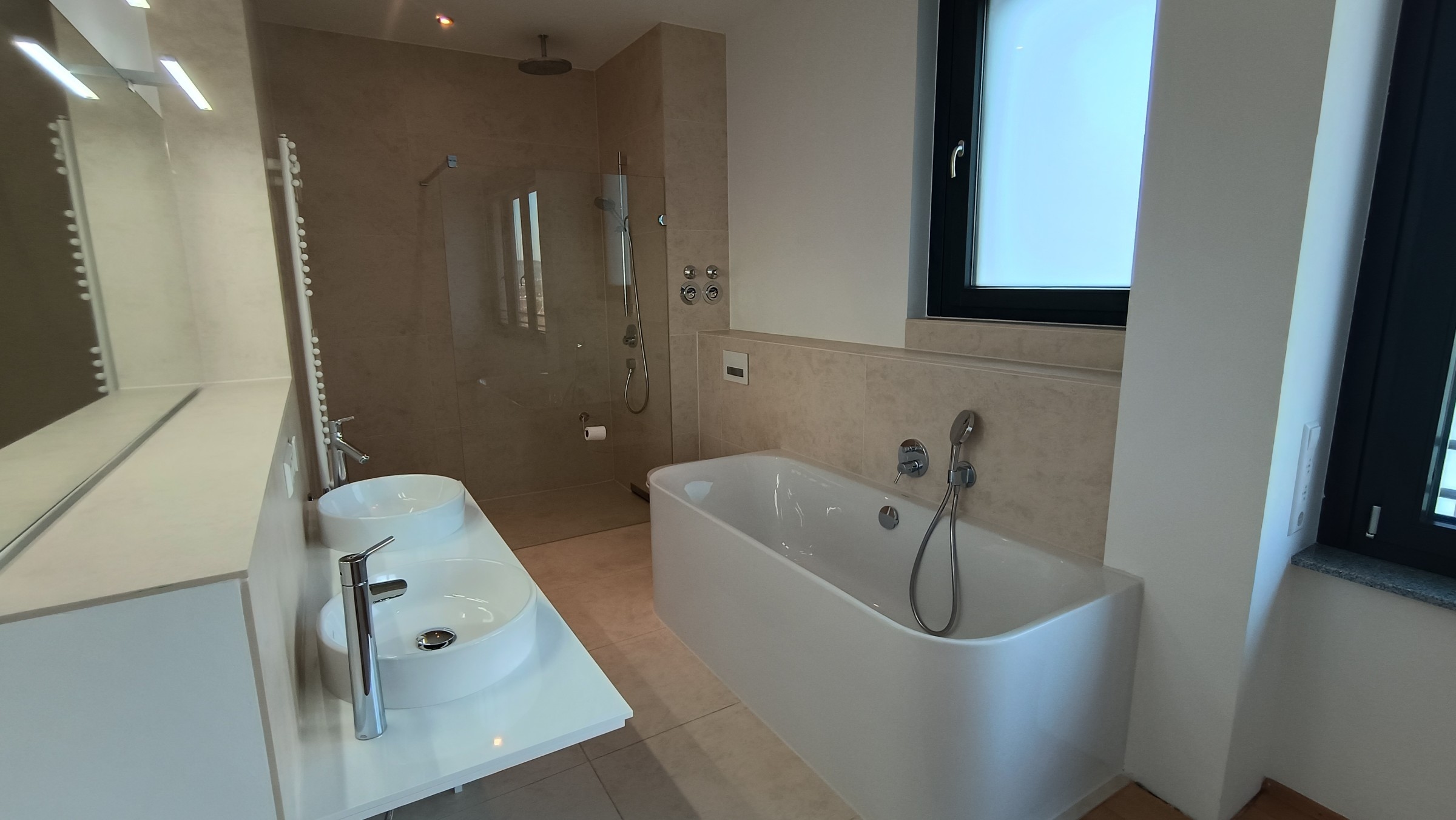 IMG 20260930 175731308 HDR.jpg