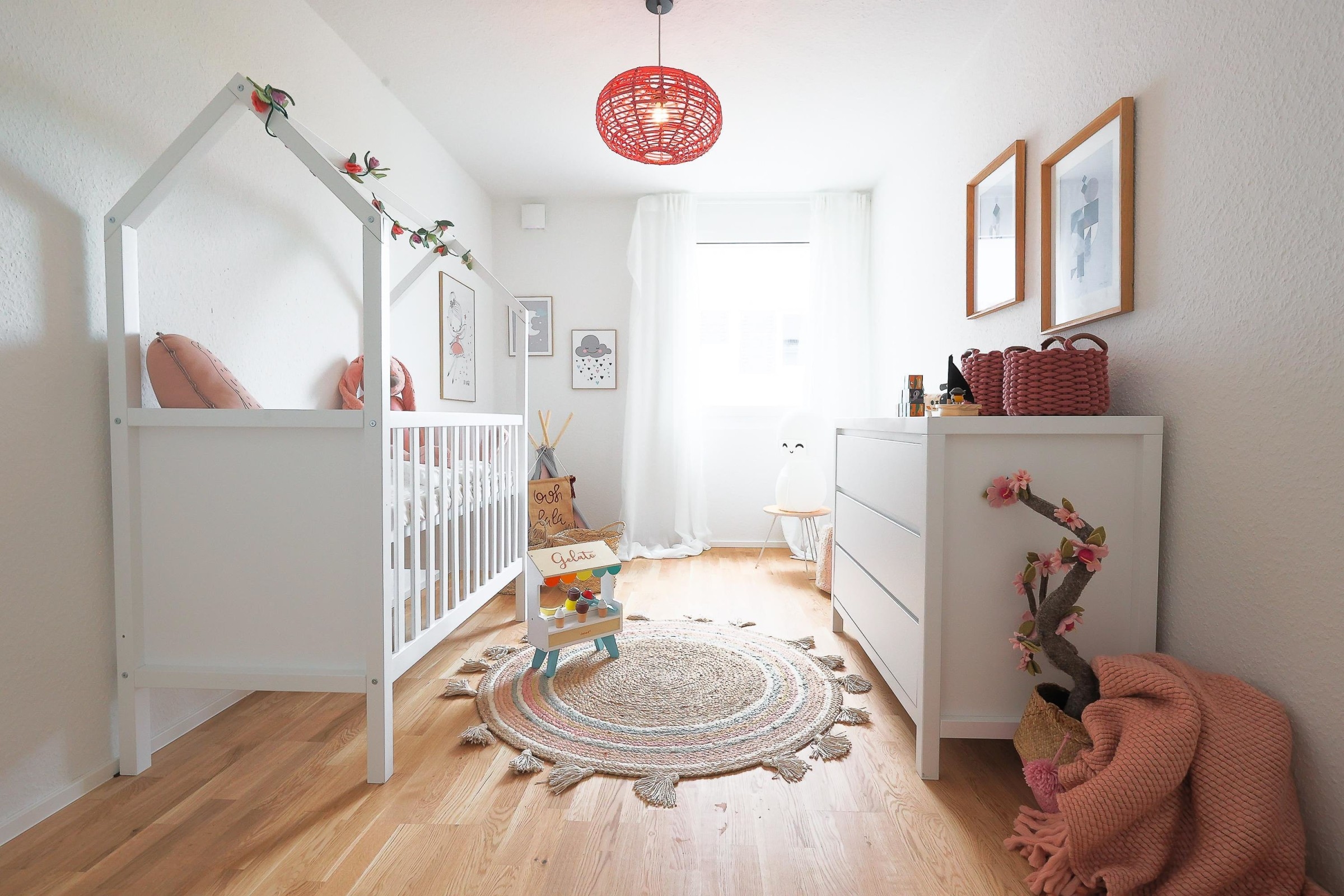 Kinderzimmer 2 Swing.jpg