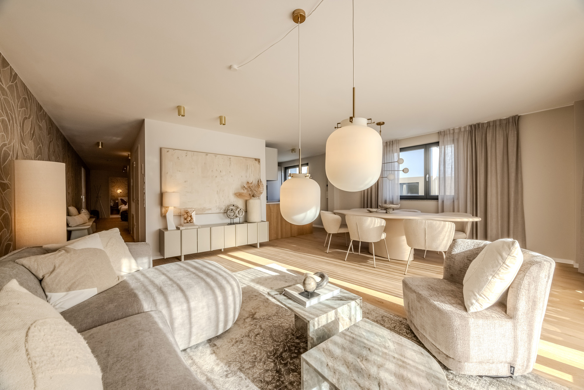 Strenger Referenz Innen