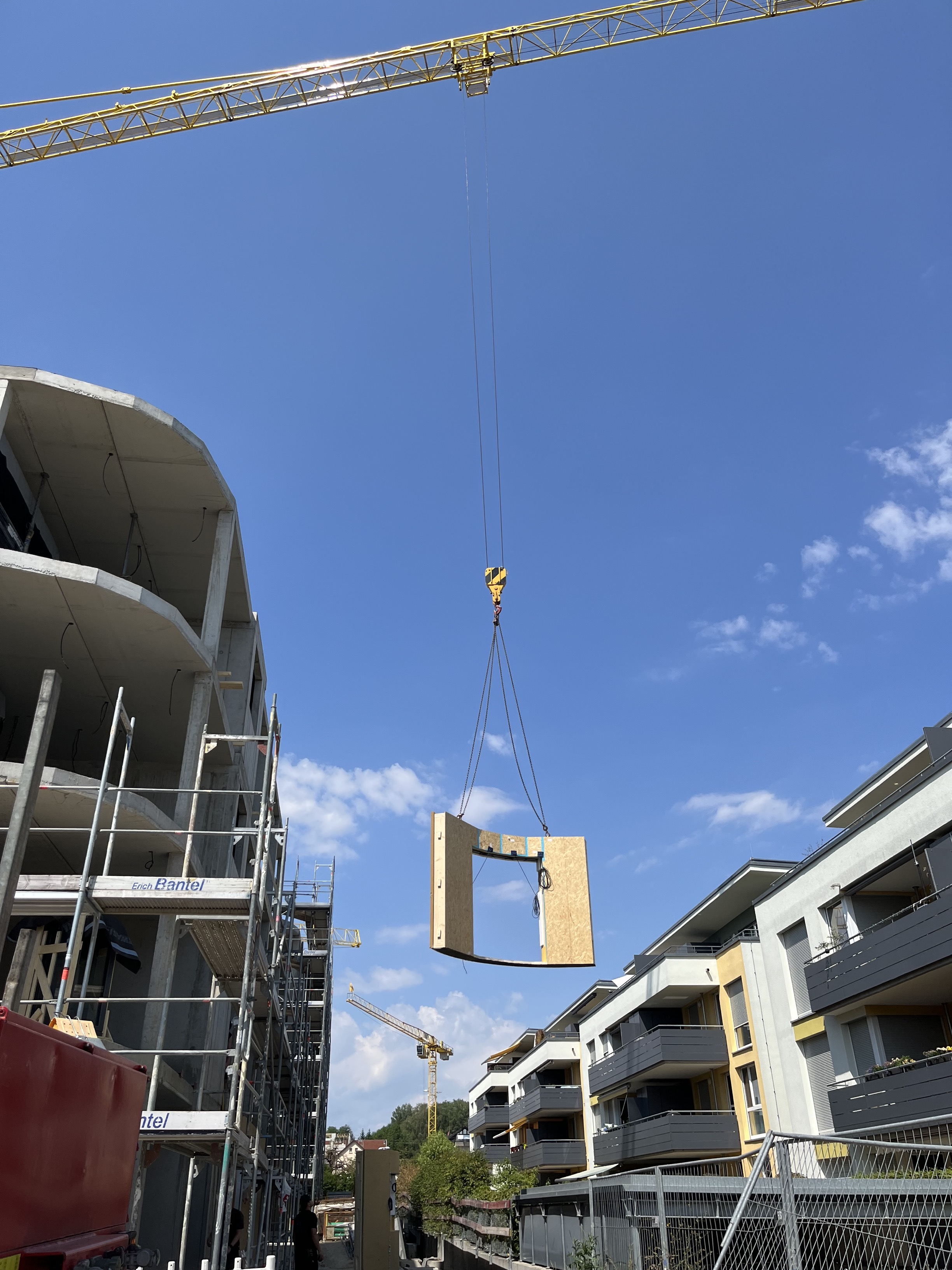 Holzteile Anlieferung Sindelfingen Golden Garden