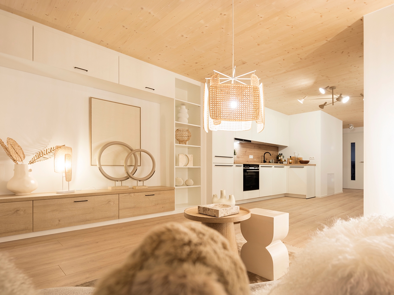 Innenbild Ludwigsburg Oßweil Holzdecke